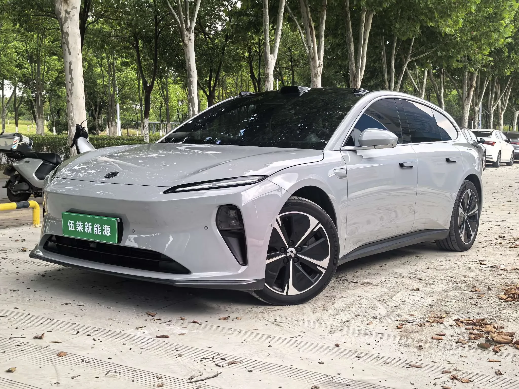NIO ET5T