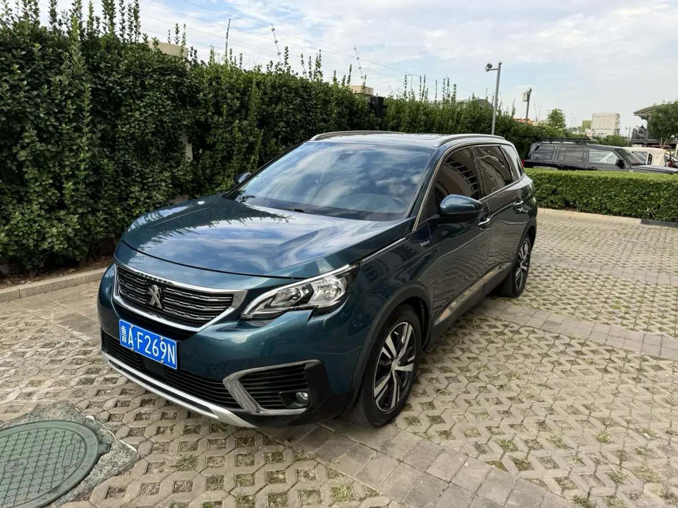Peugeot 5008