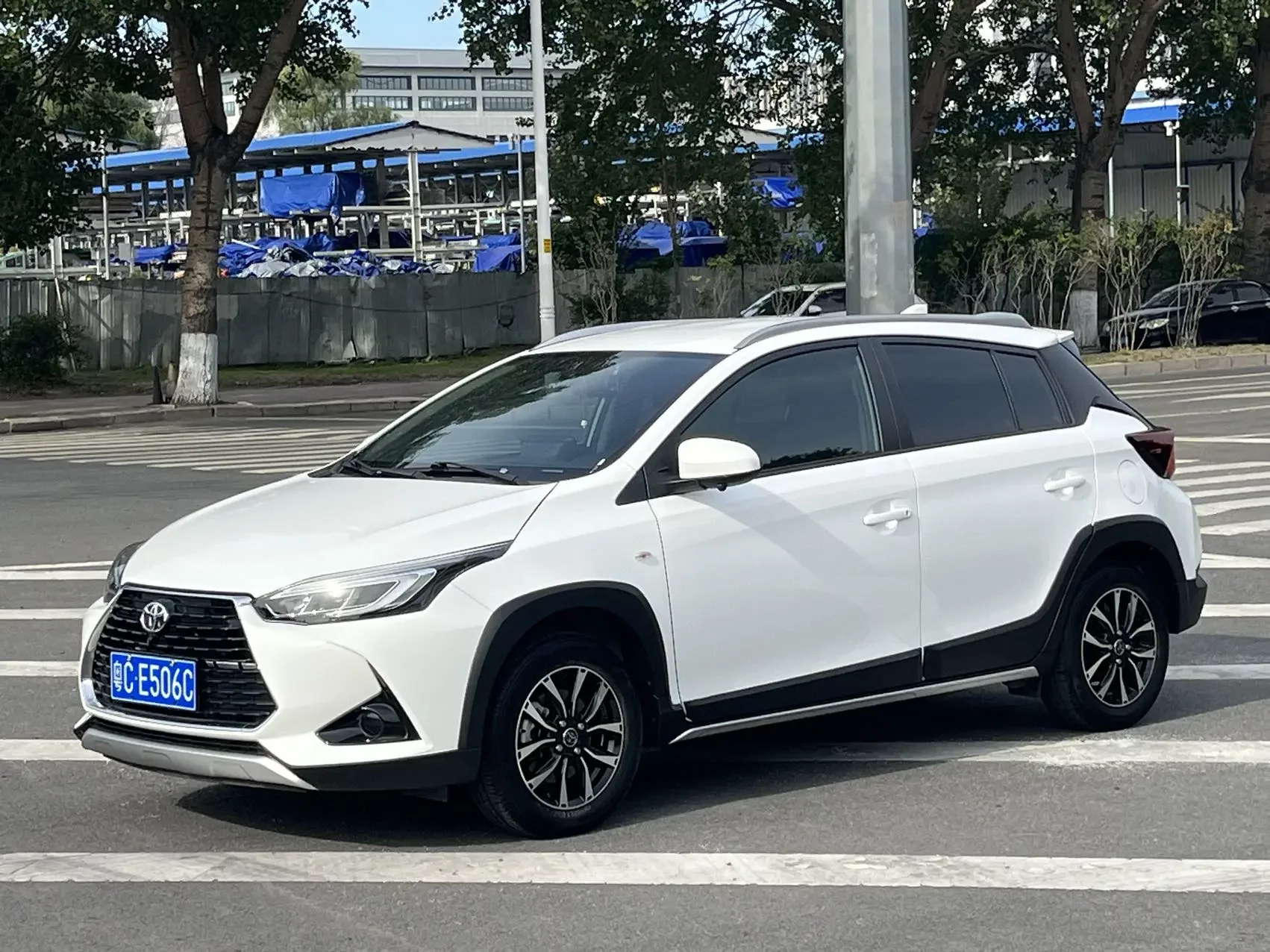 Toyota Yaris L