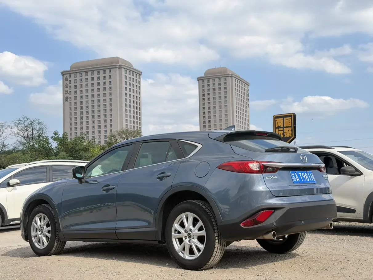 Mazda CX-4