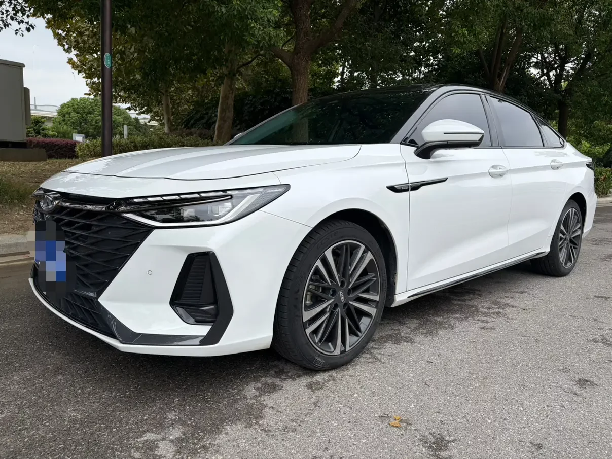 Chery Arrizo 8