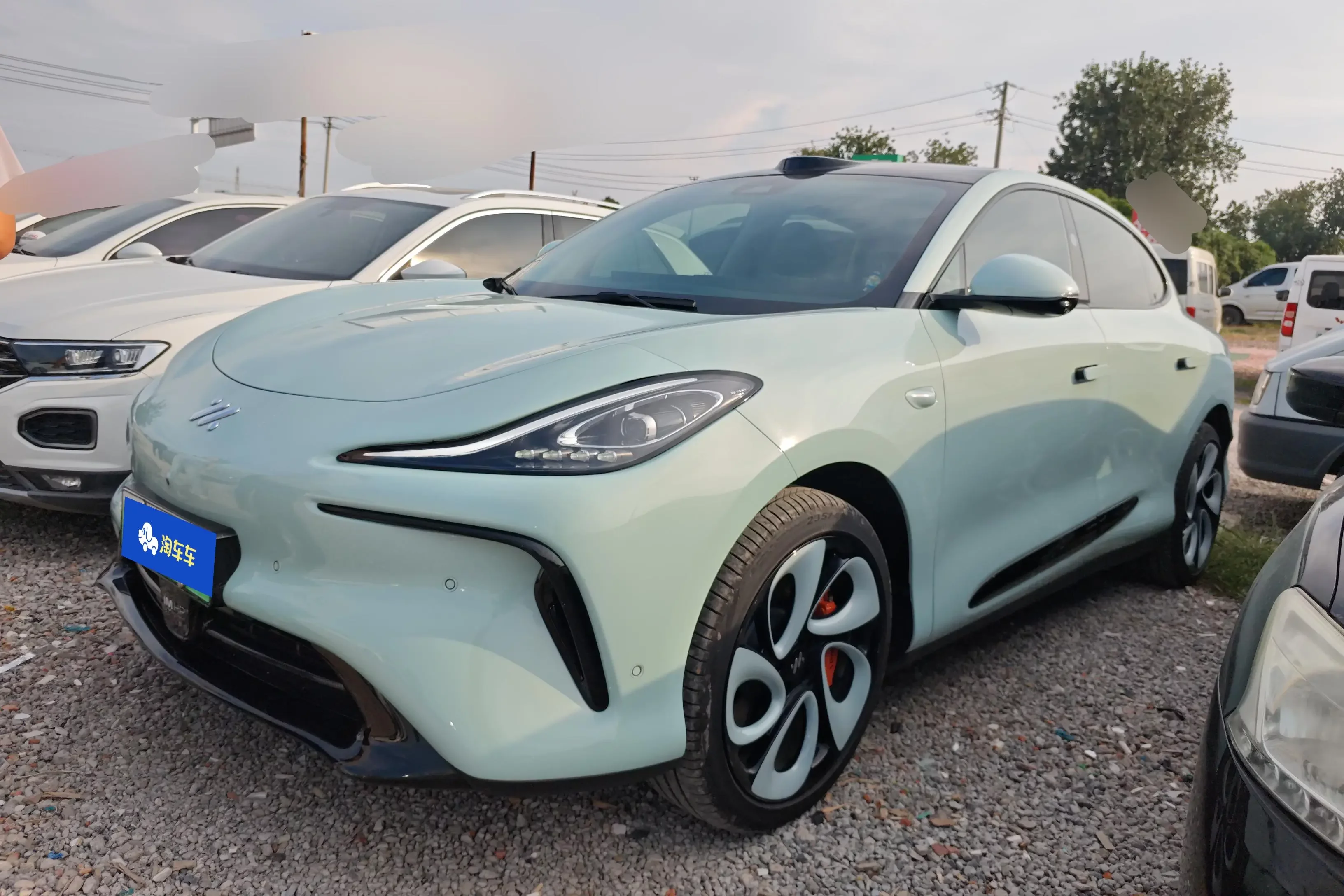 IM Motors Zhiji LS6