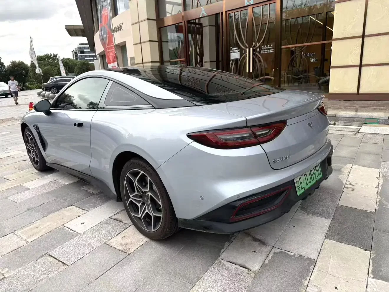 NETA GT