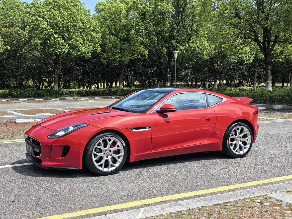 Jaguar F-TYPE