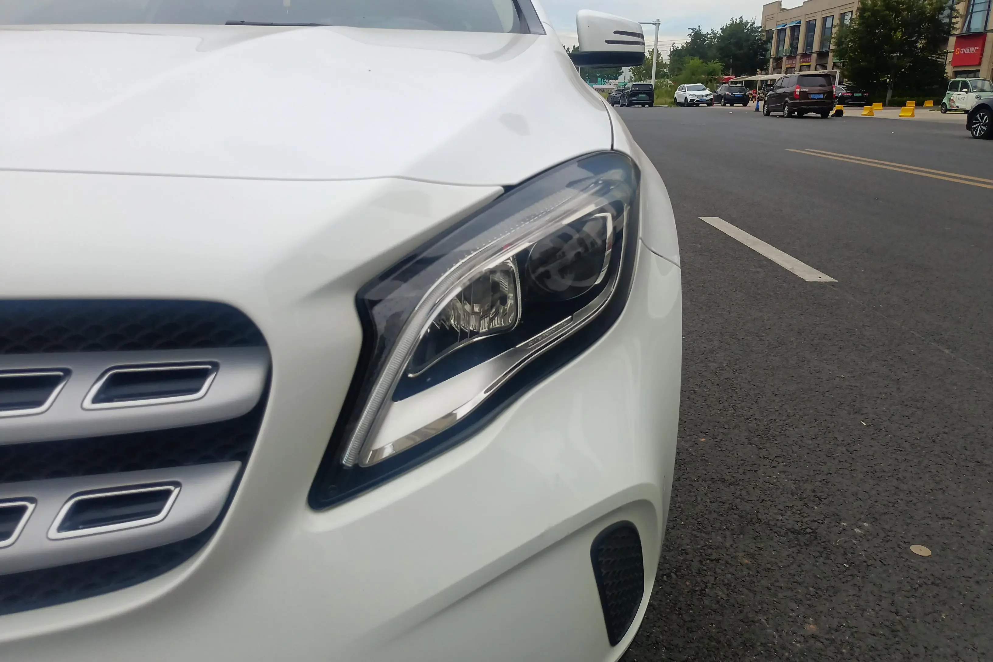 Mercedes-Benz GLA