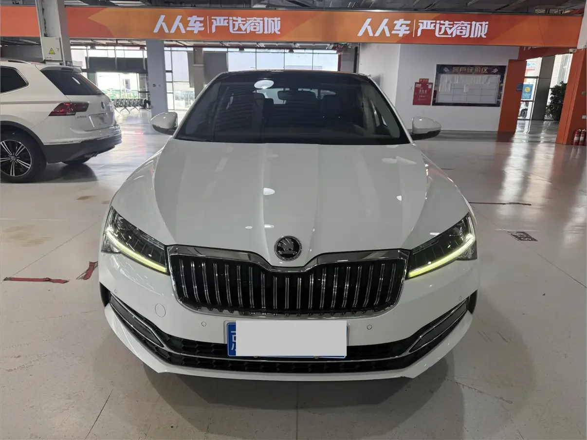 Skoda SuperB