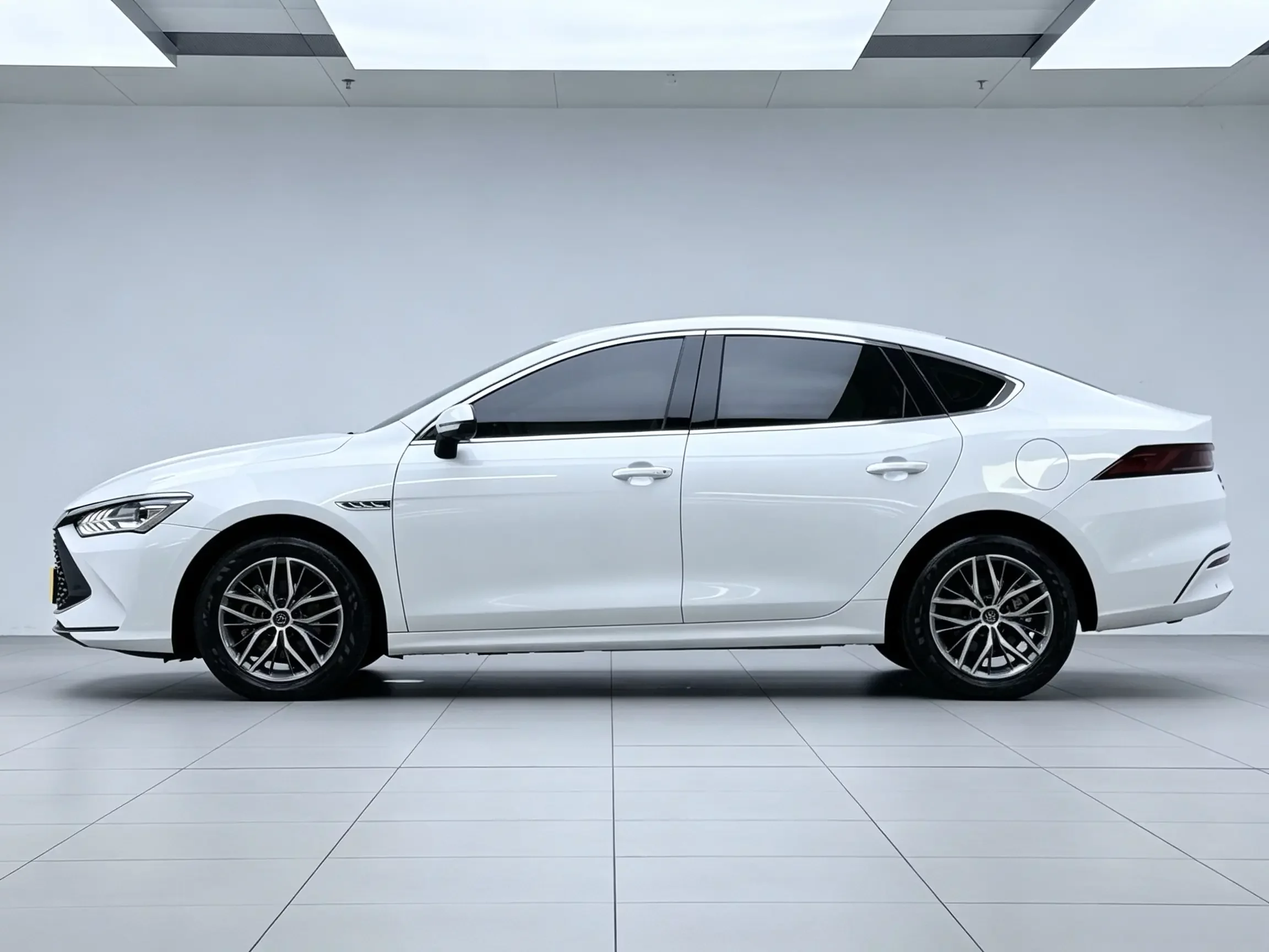 BYD Qin PLUS DM