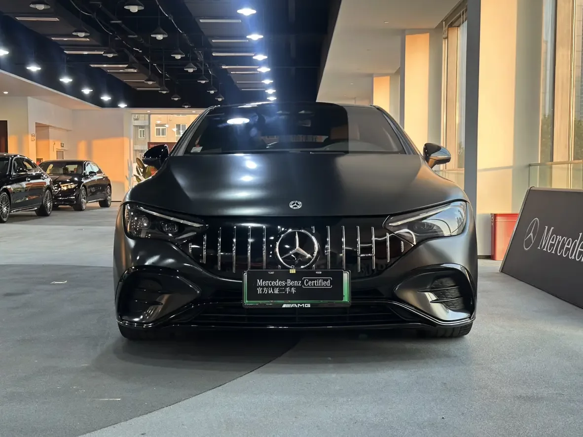Mercedes-Benz EQE AMG