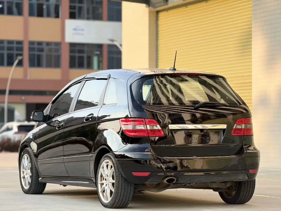 Mercedes-Benz B Class