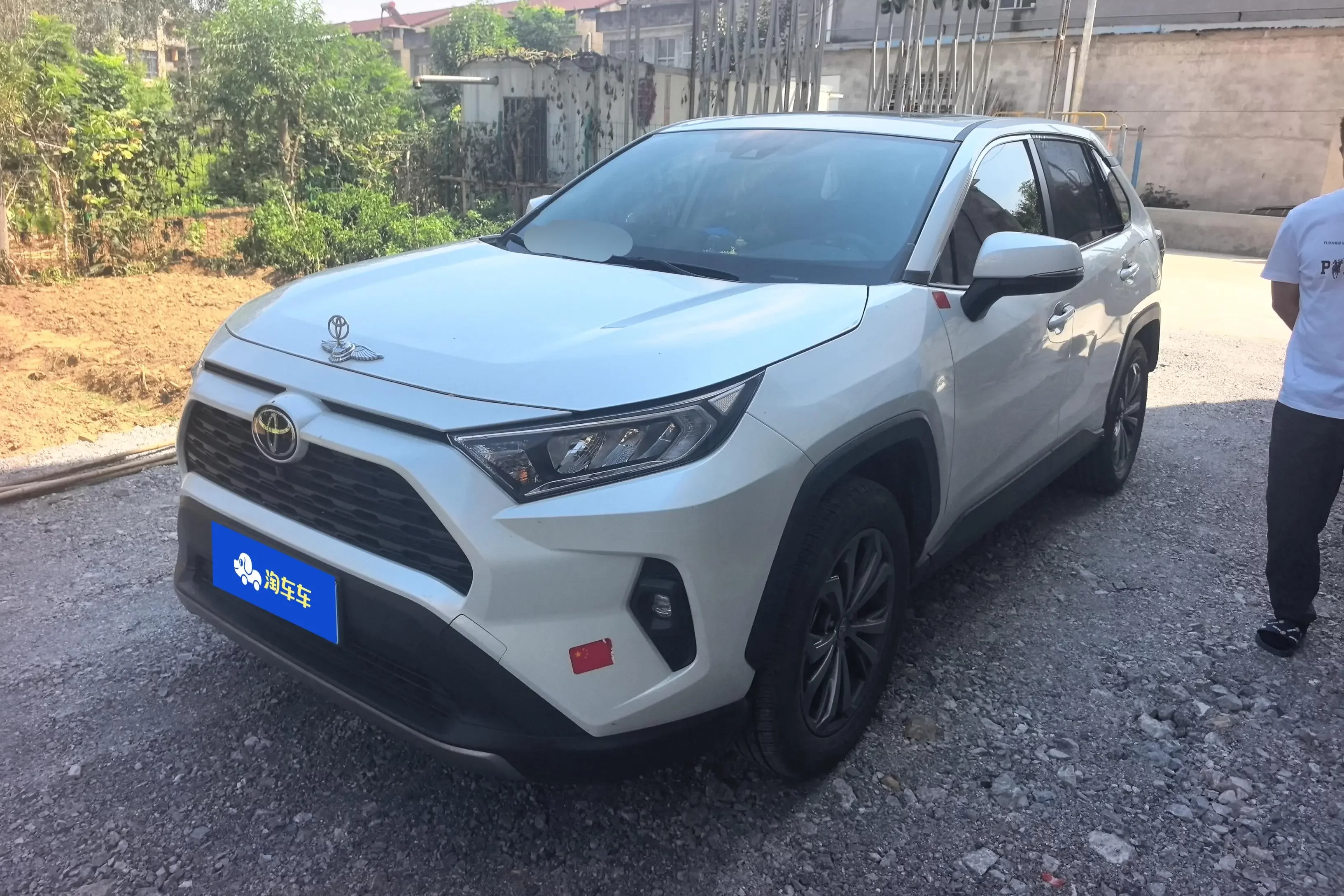 TOYOTA RAV4