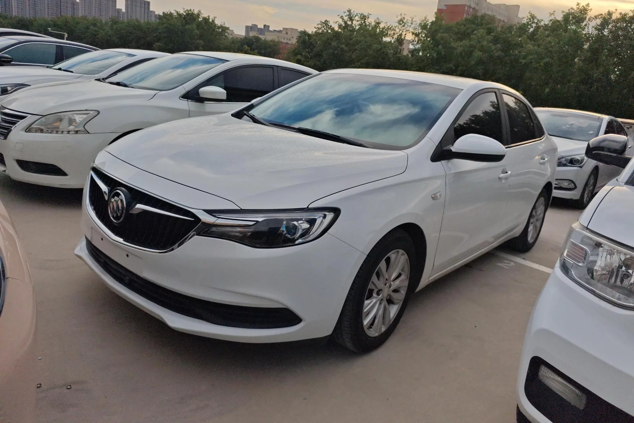 Buick Yinglang