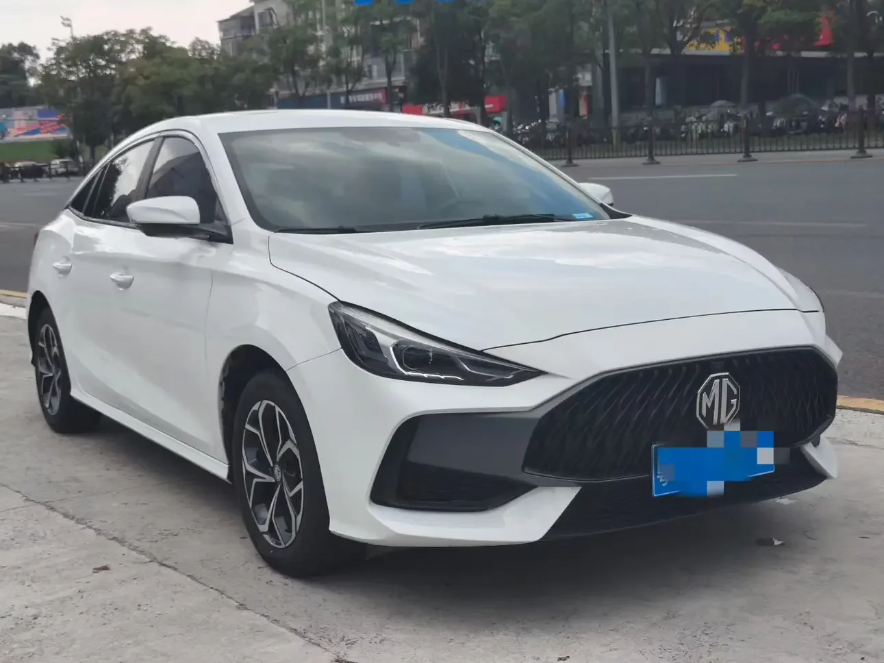 MG 5