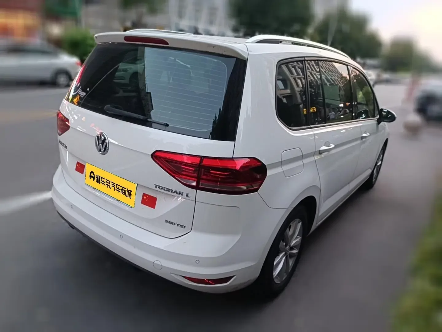 Volkswagen Touran L