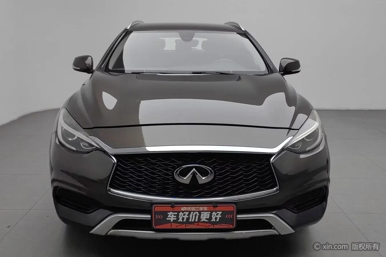 Infiniti QX30  из Китая