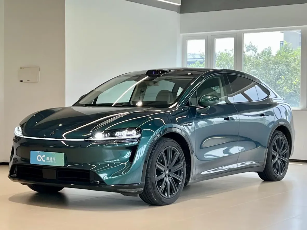 Luxeed Zhijie R7