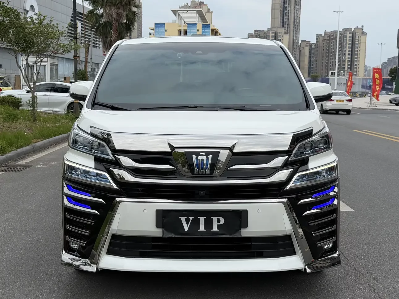 Toyota Crown Wellfire
