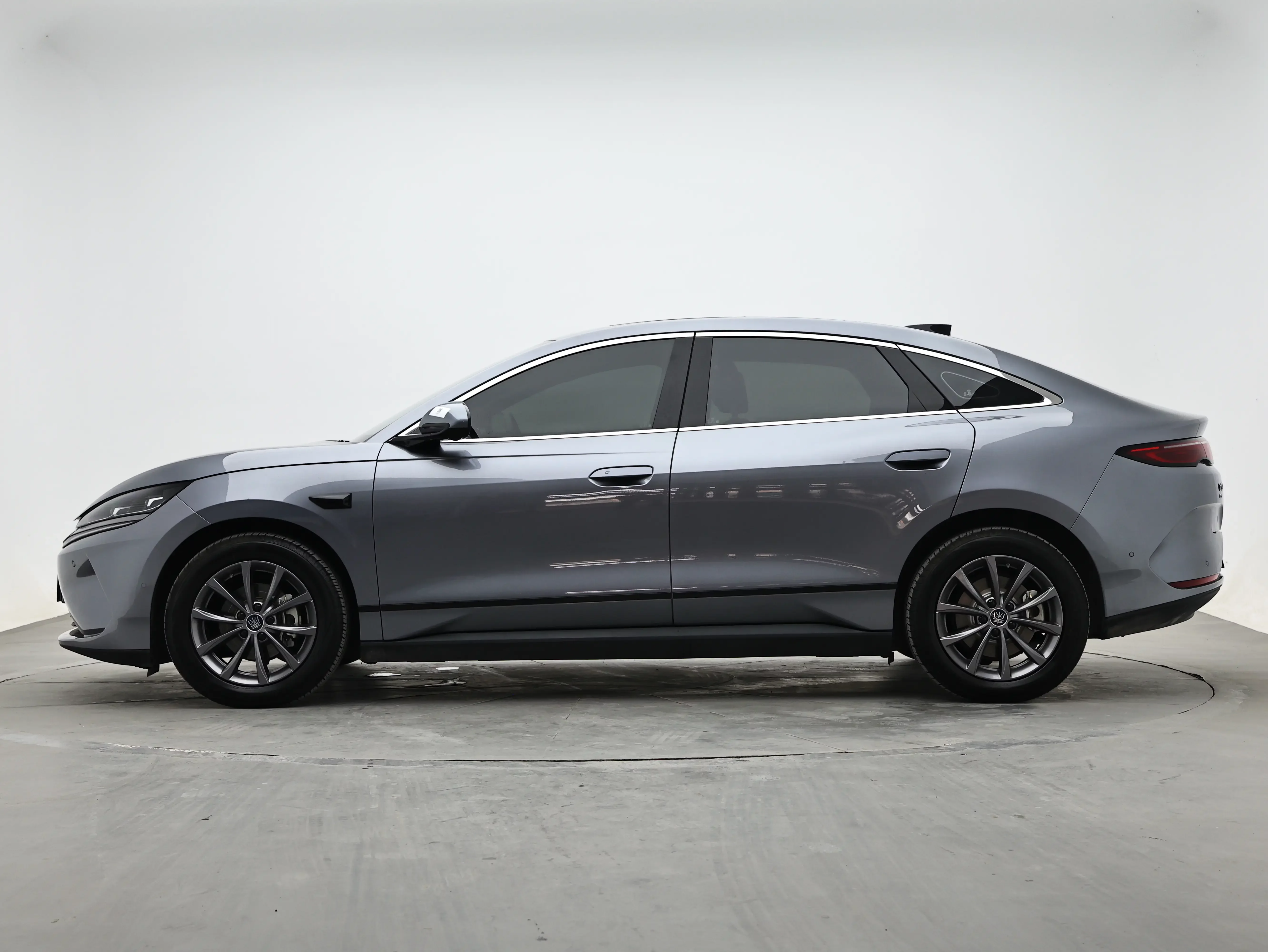 BYD Qin L EV