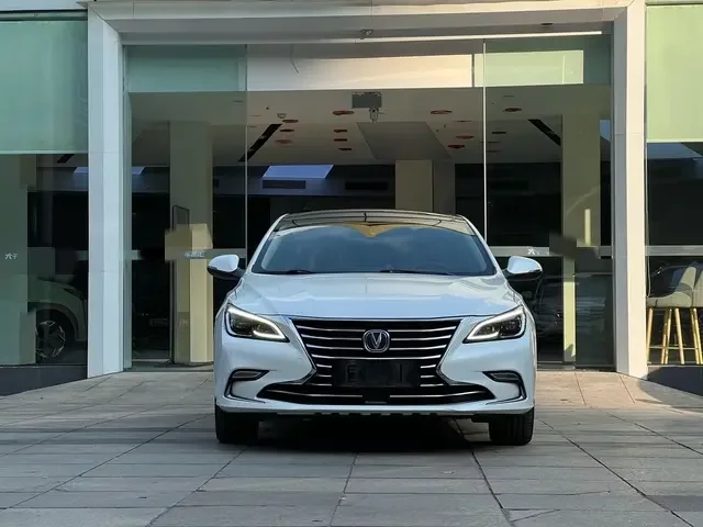 Changan Raeton CC