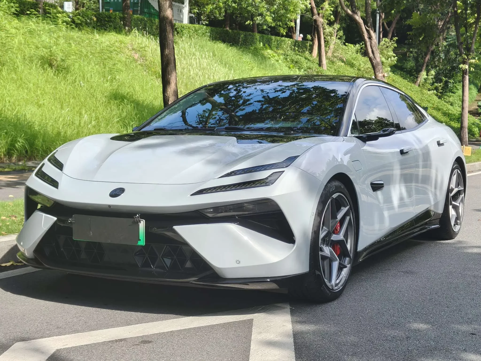 Lotus EMEYA