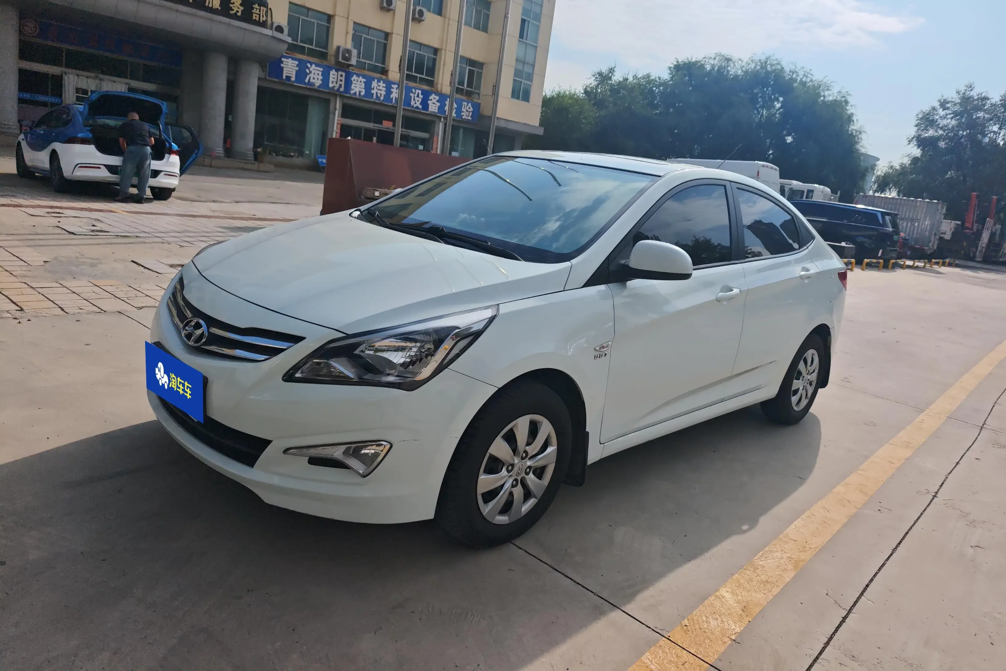 Hyundai Verna