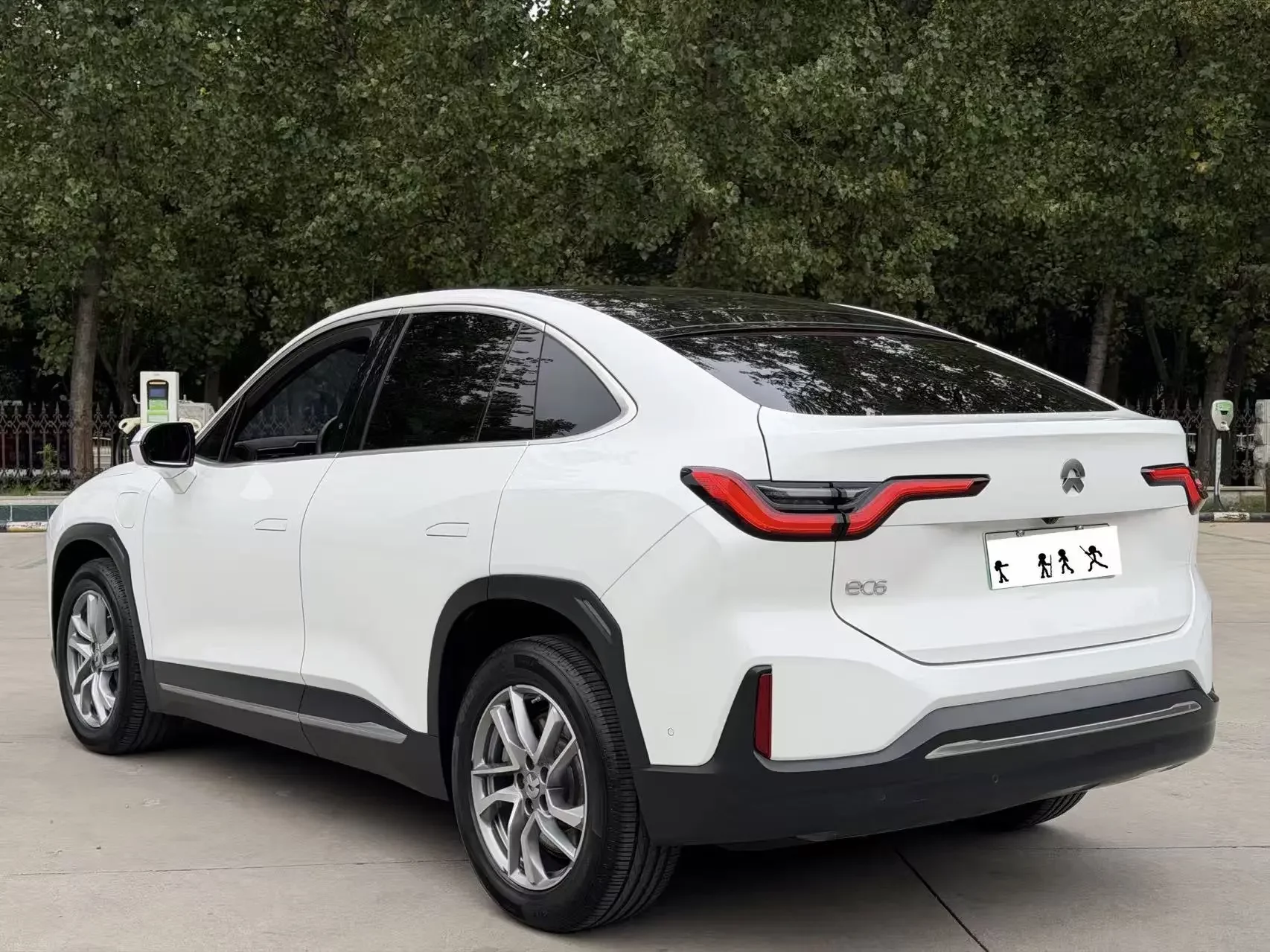 NIO EC6