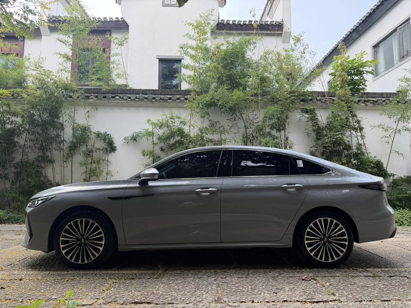 Chery Fengyun A8L