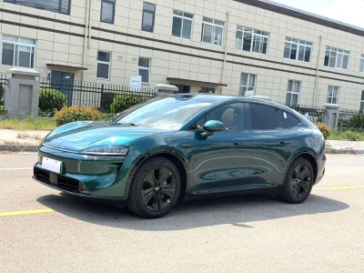 Luxeed Zhijie R7
