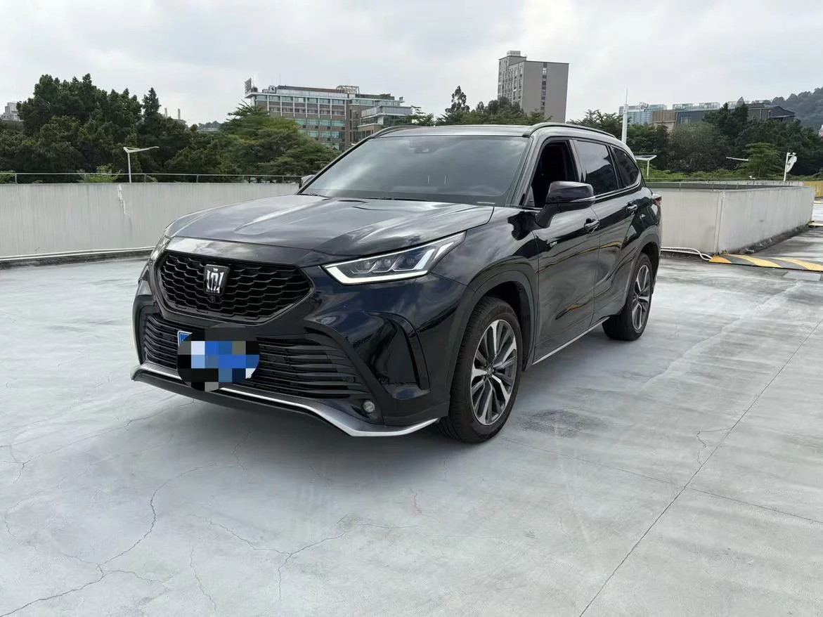 Toyota Crown Kluger