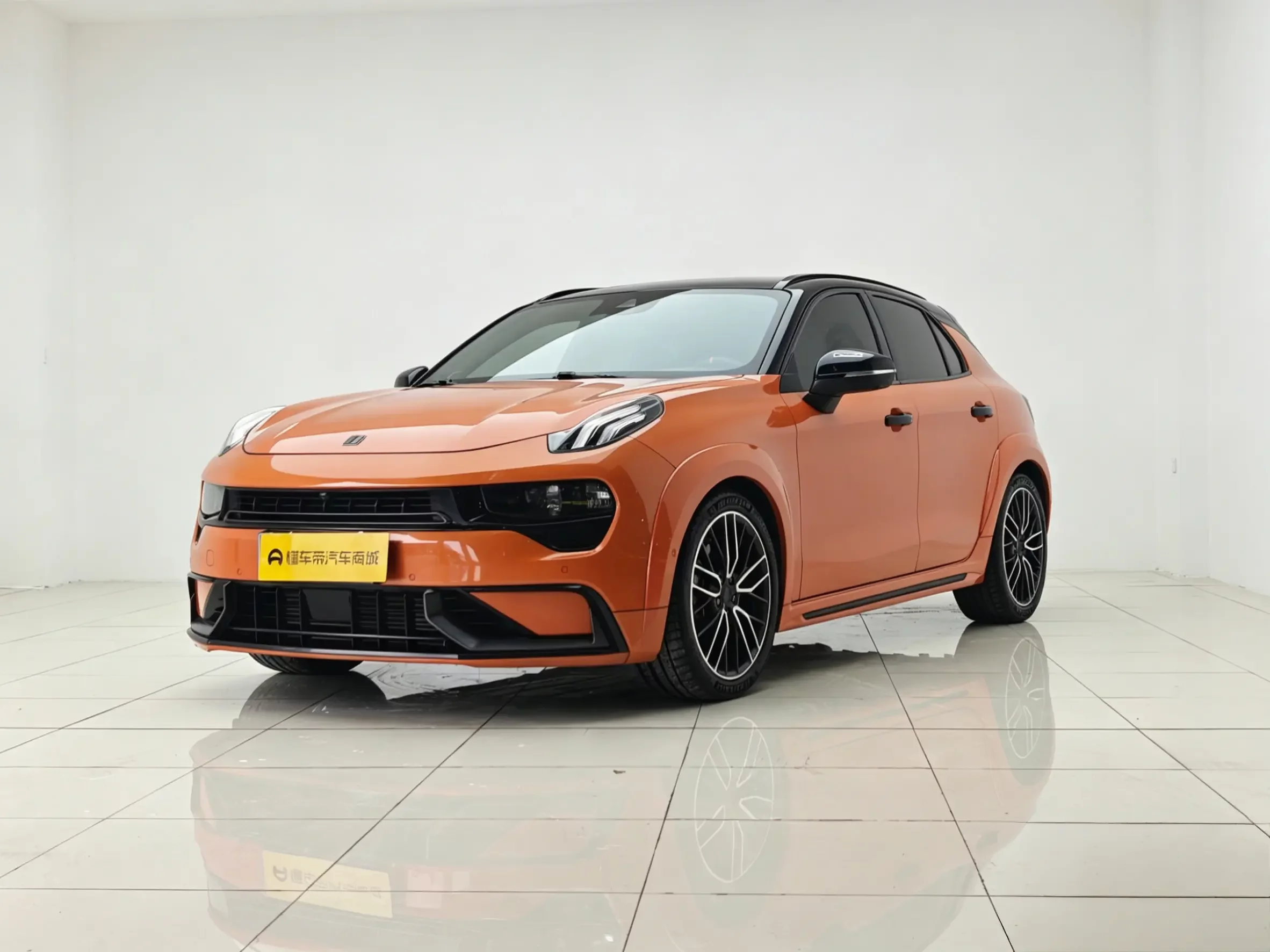 Lynk & Co 02 Hatchback
