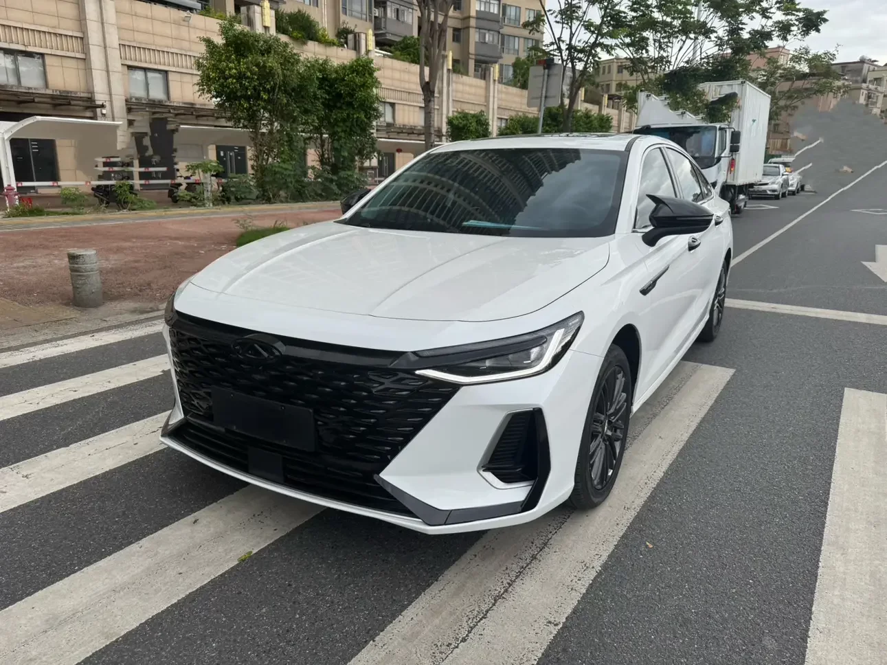 Chery Arrizo 8
