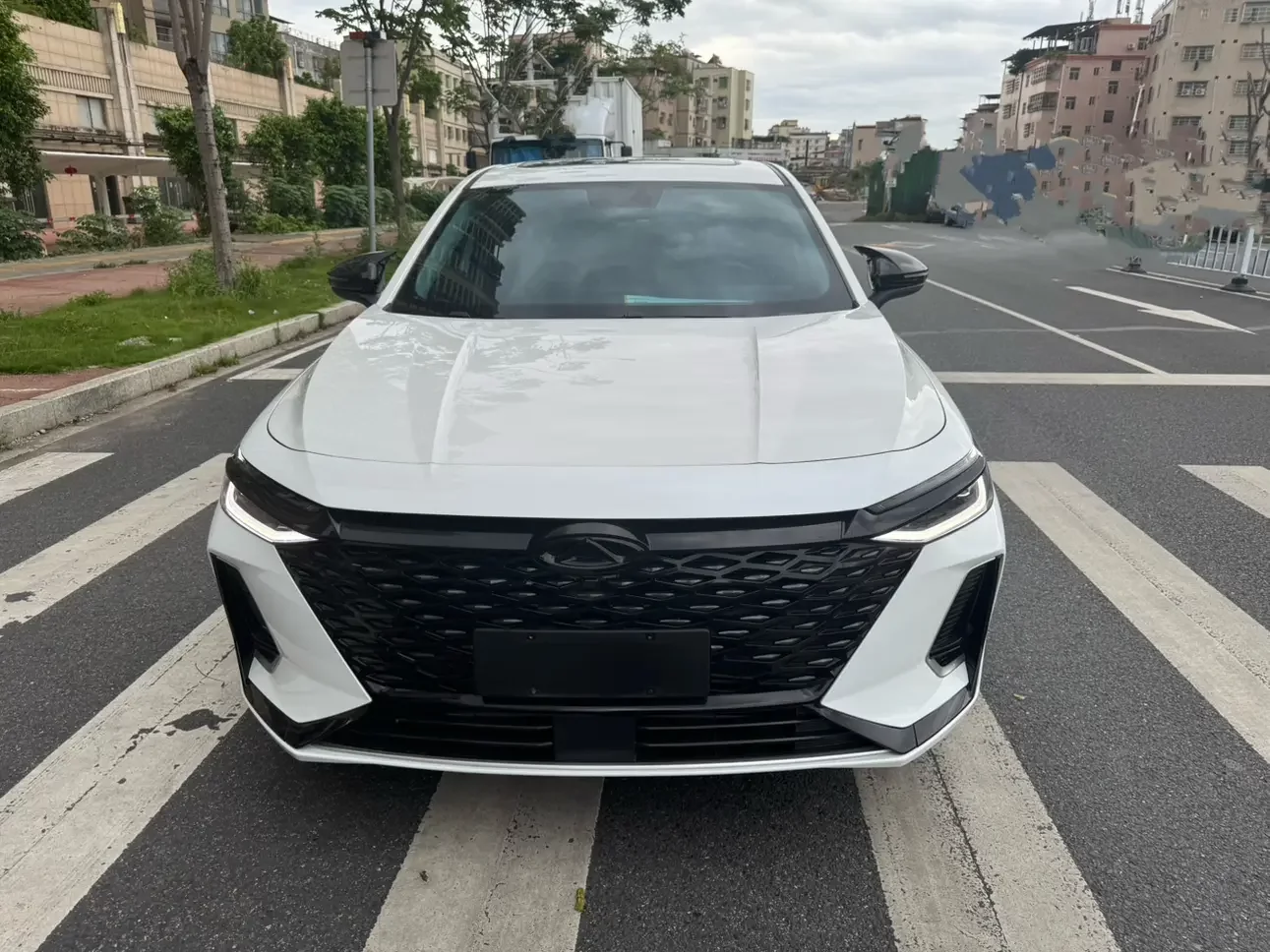 Chery Arrizo 8
