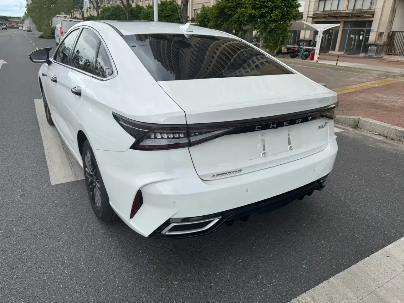 Chery Arrizo 8