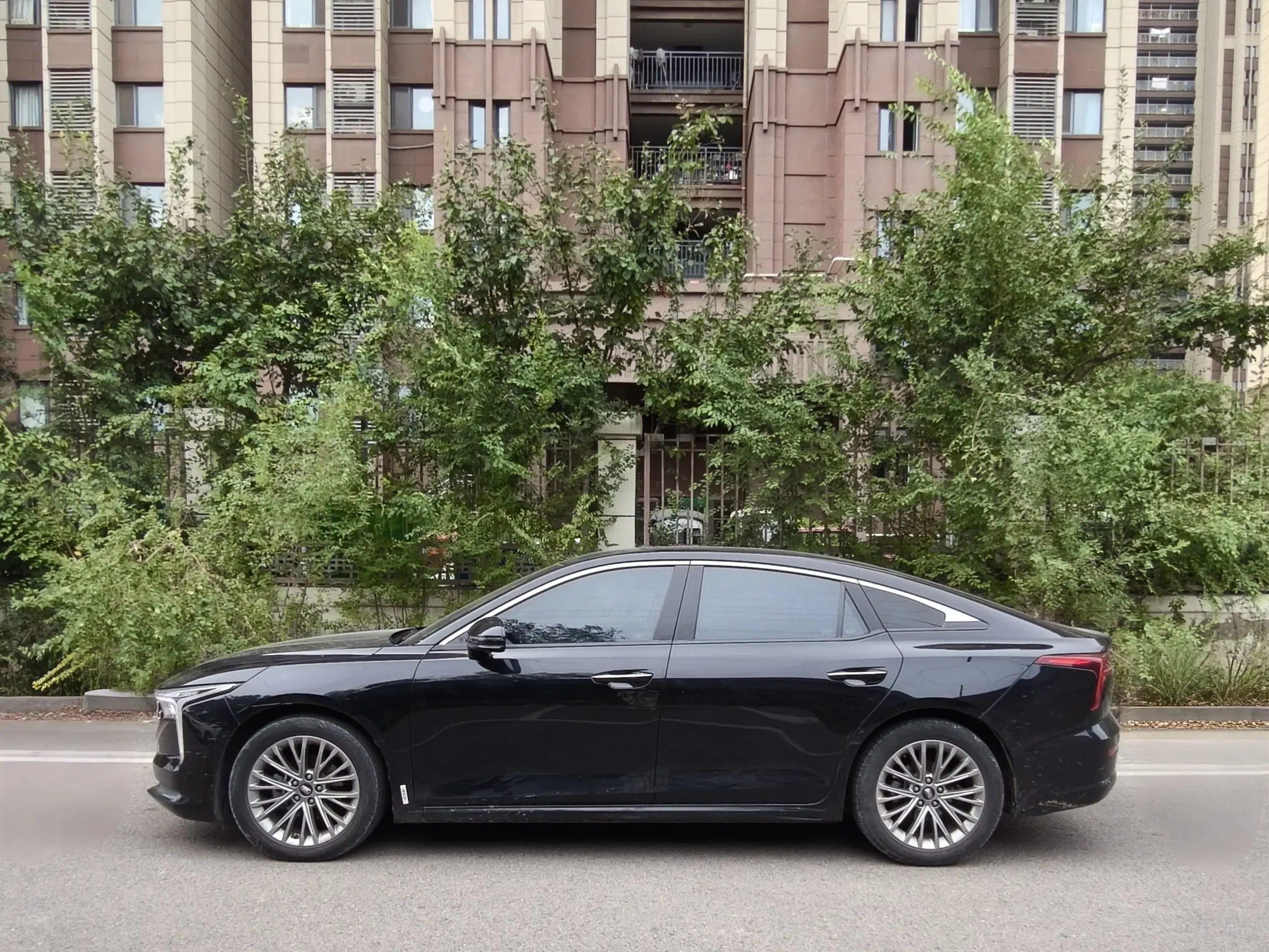 FAW Bestune B70