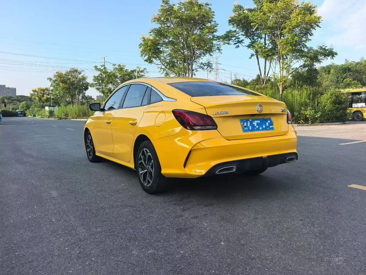 MG 5
