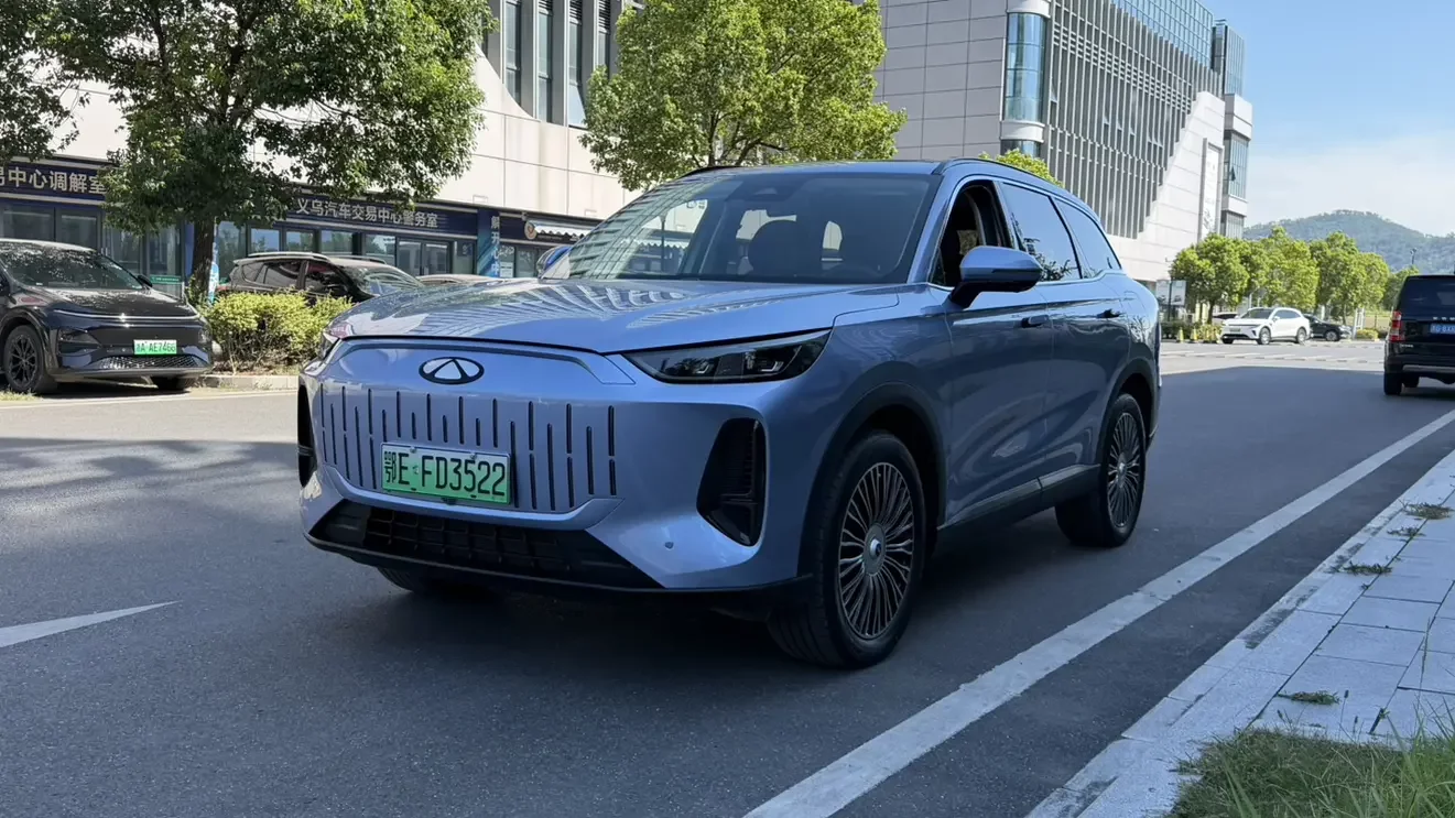 Chery Fengyun T9