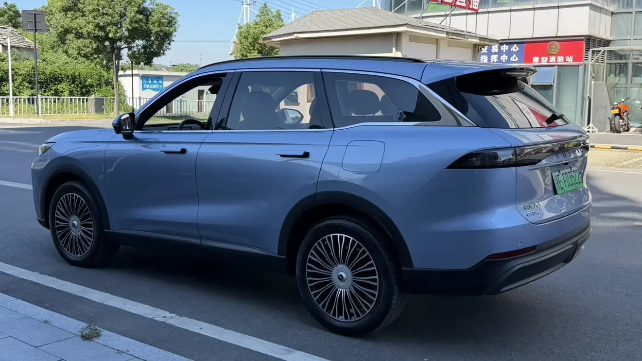 Chery Fengyun T9