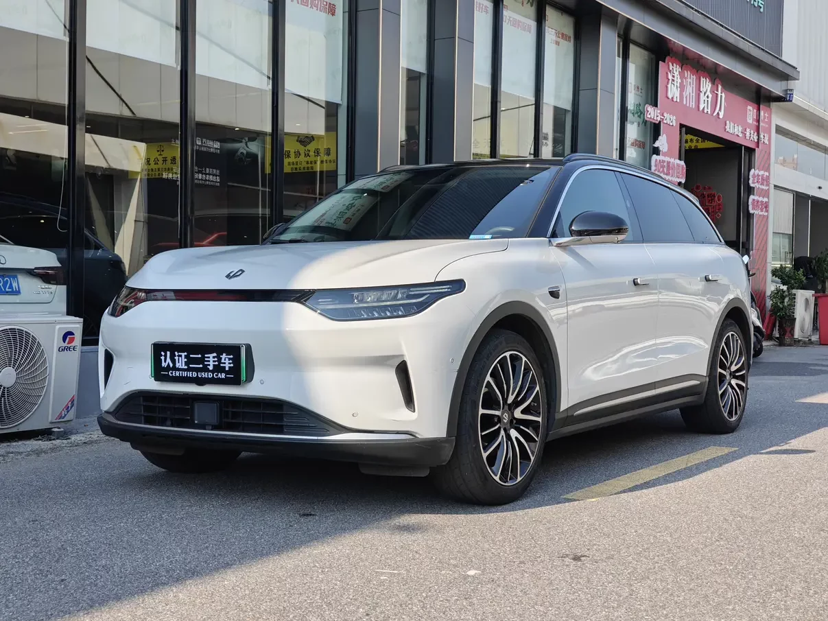 Leapmotor C11