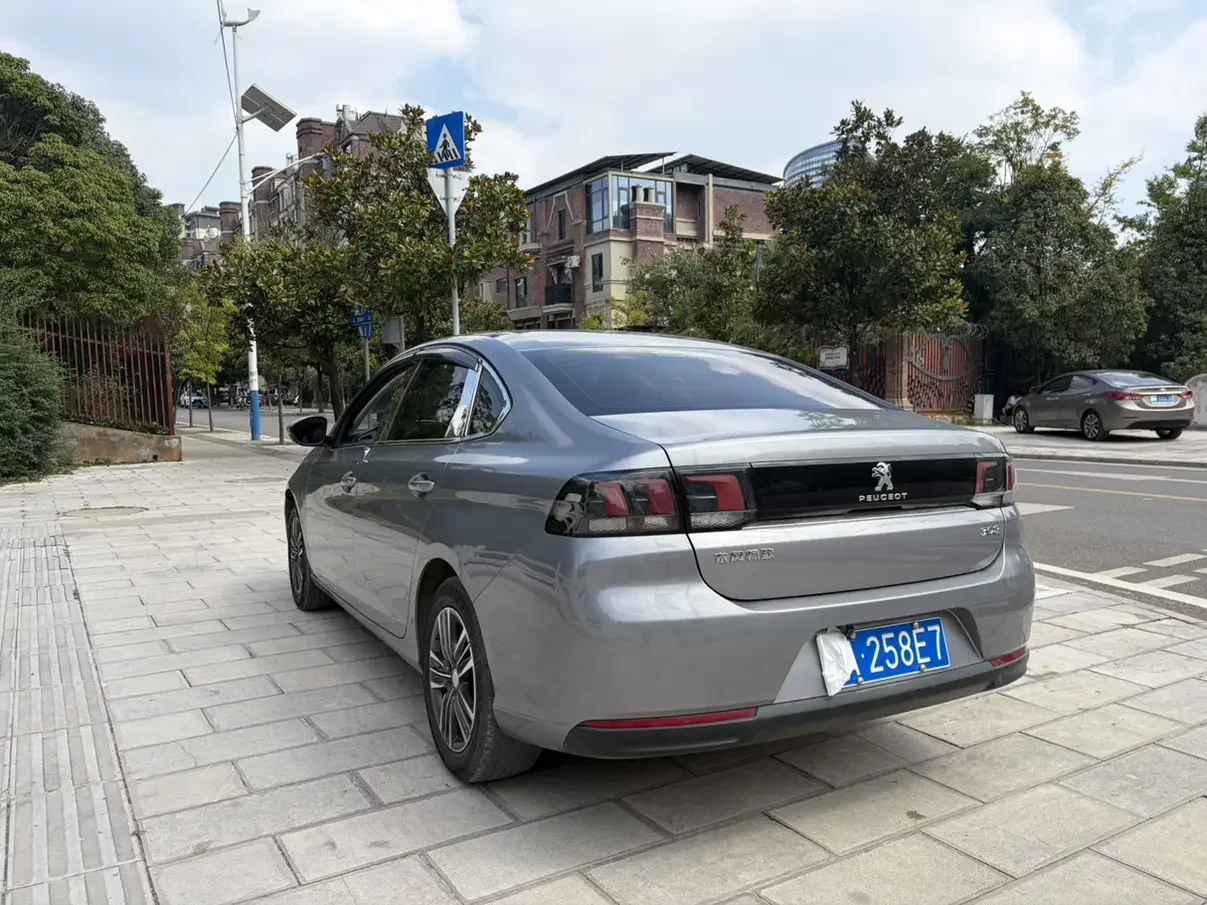 Peugeot 308
