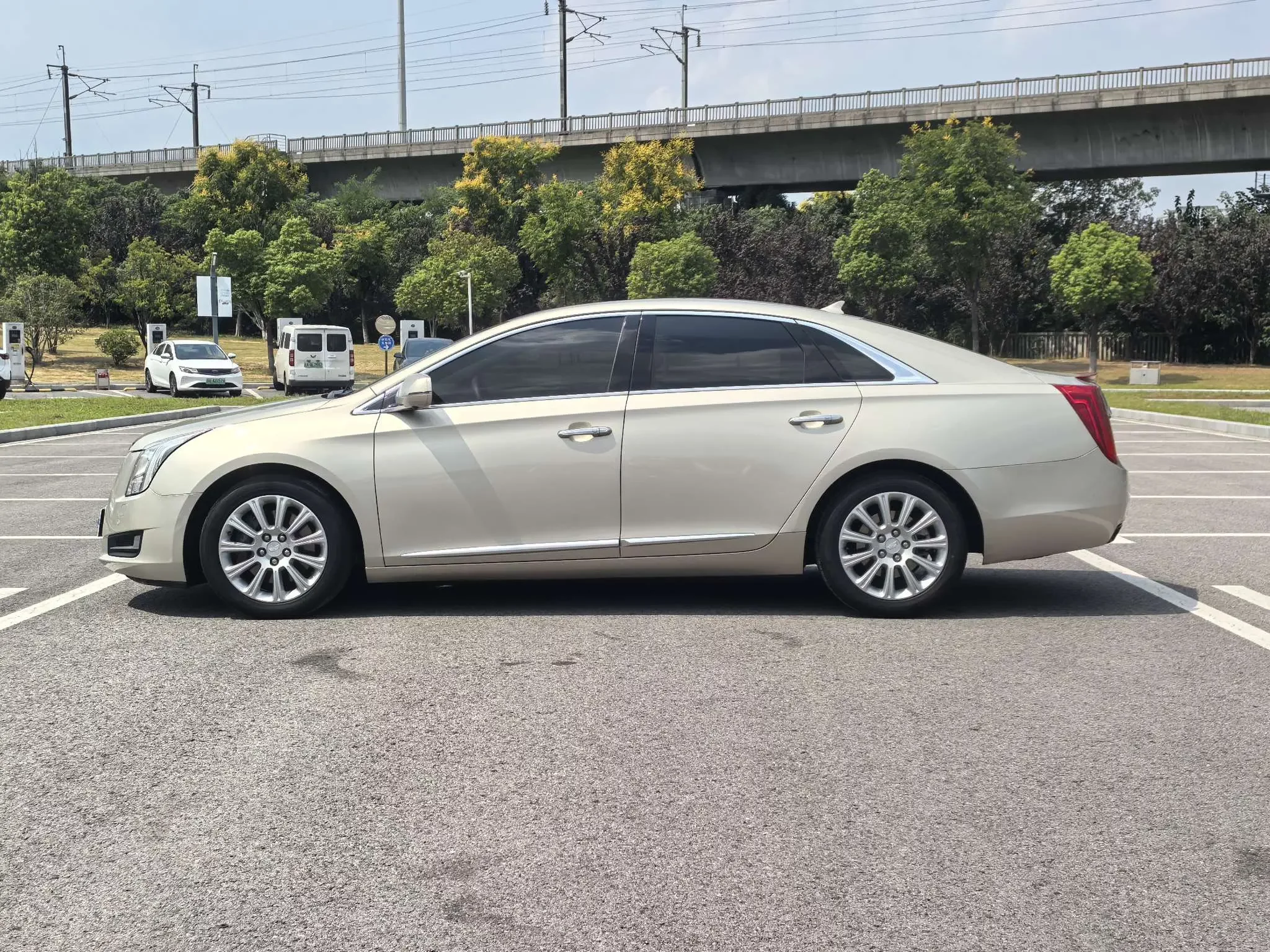 Cadillac XTS