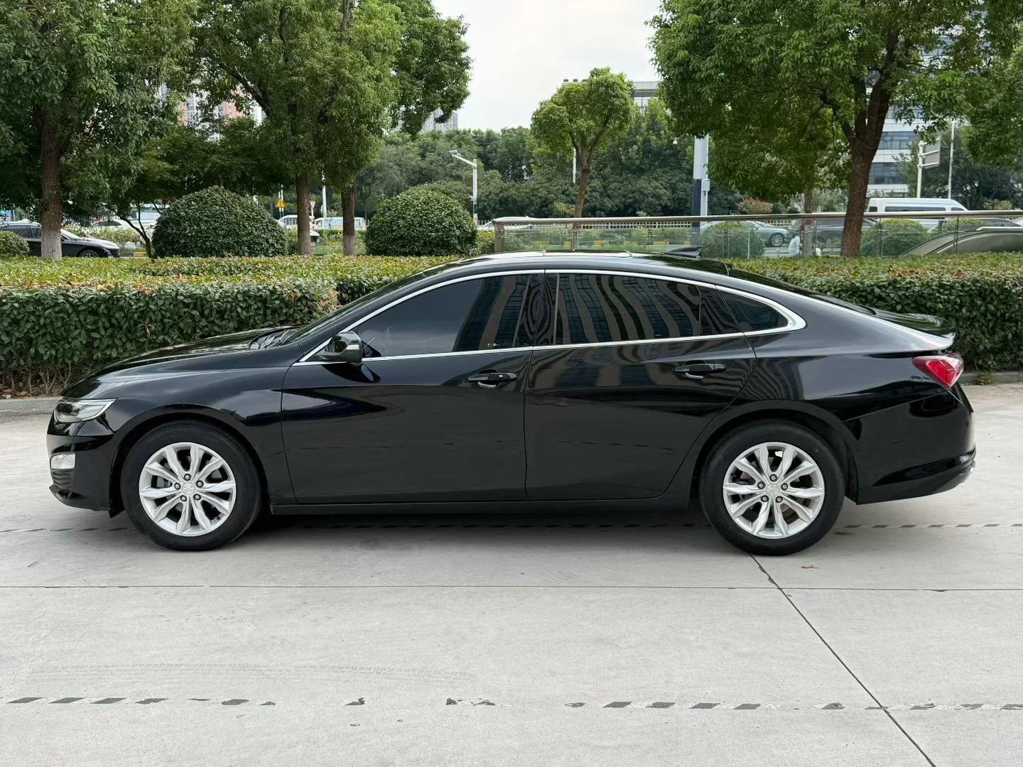 Chevrolet Malibu XL