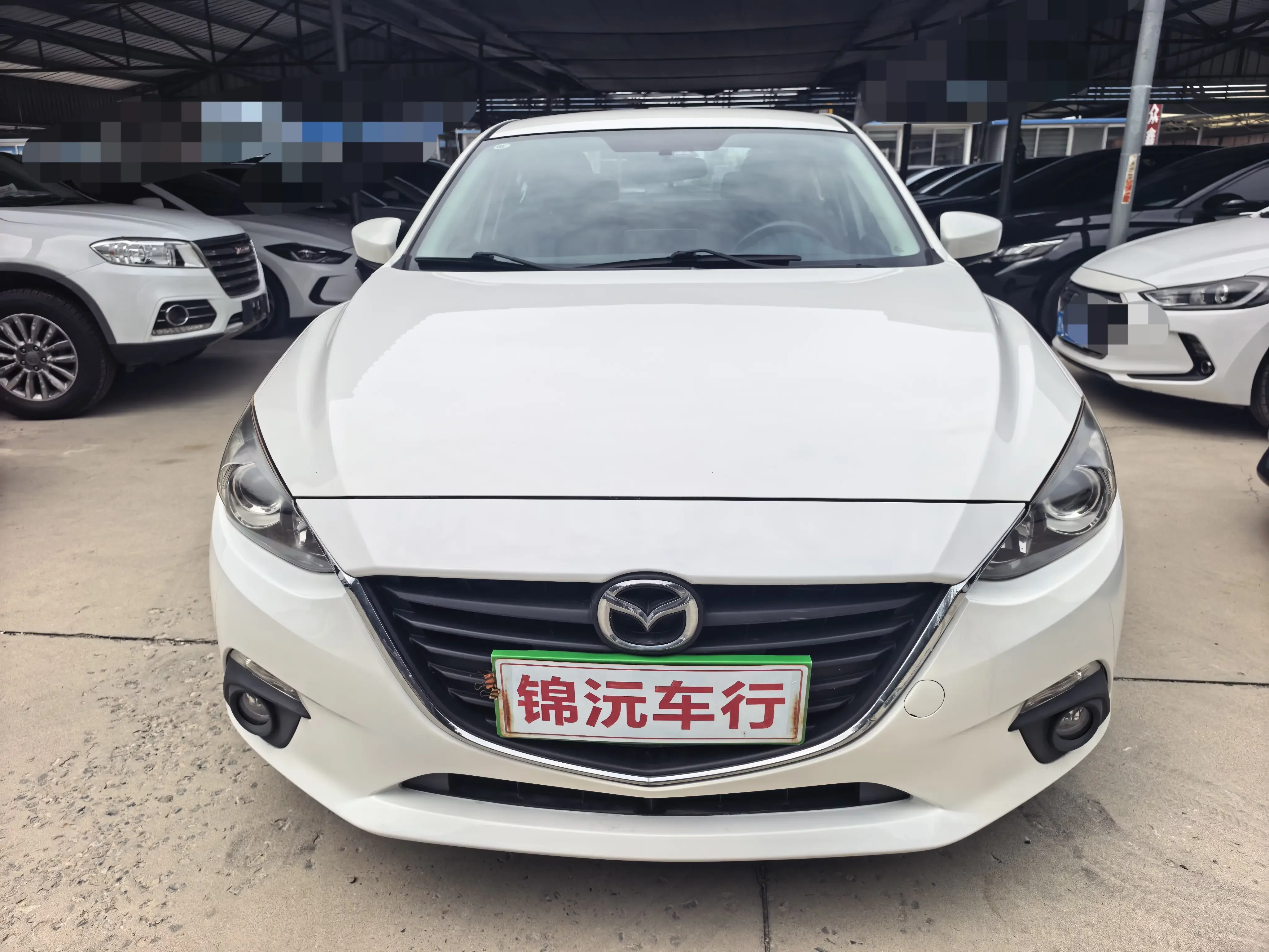 Mazda Axela