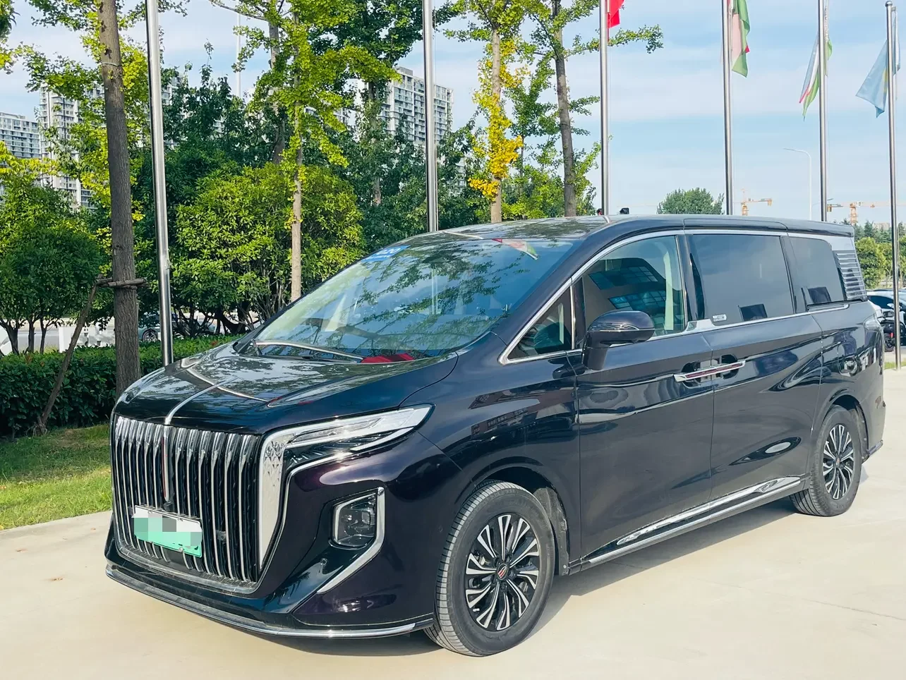 Hongqi HQ9 PHEV
