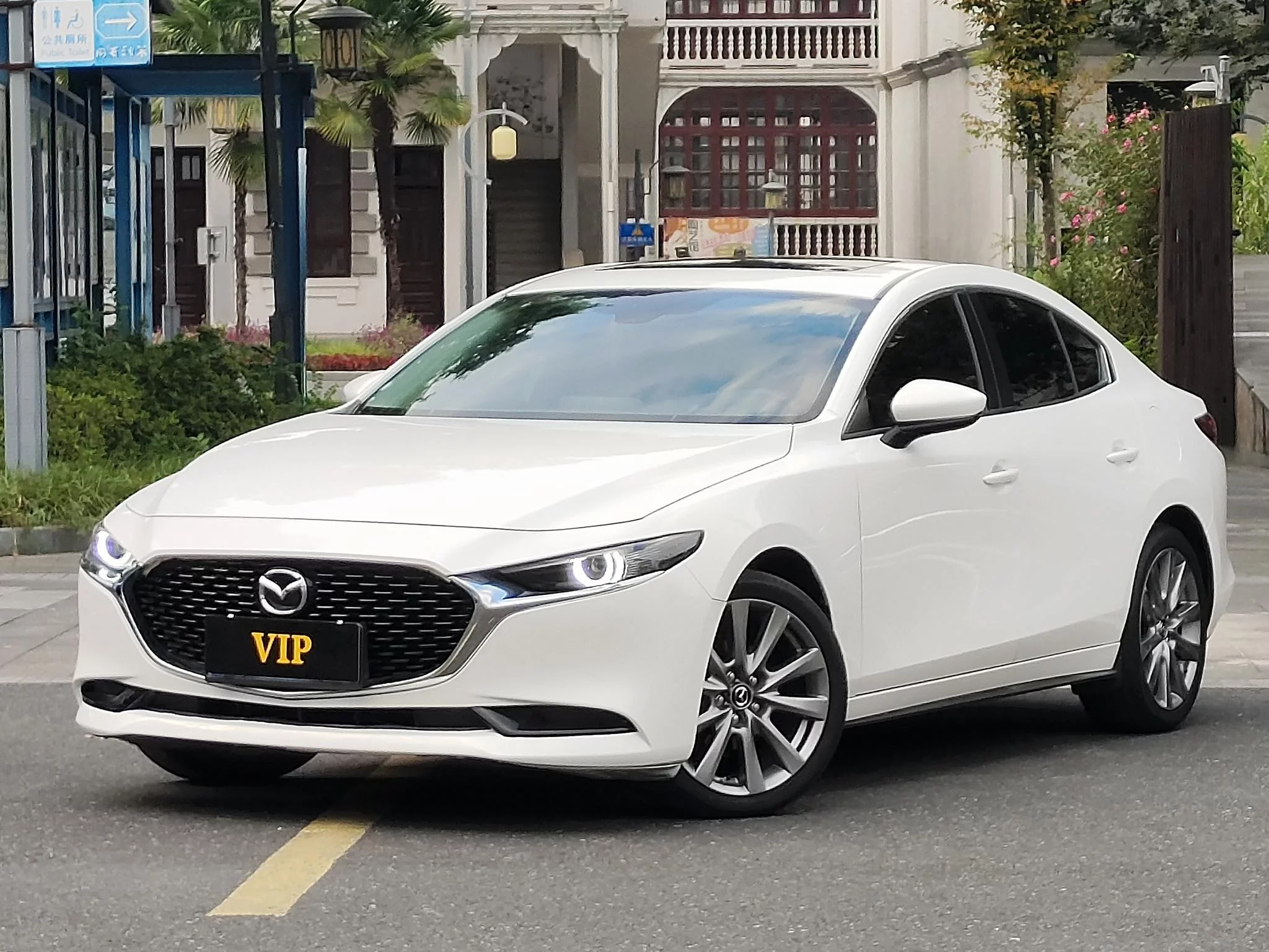 Mazda Axela