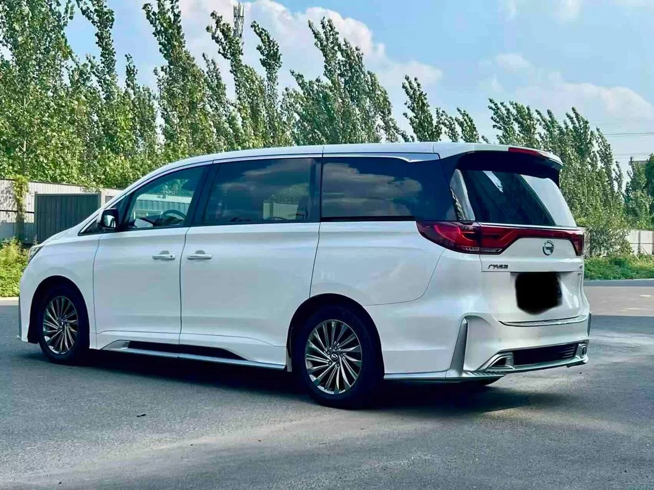 GAC Trumpchi M8