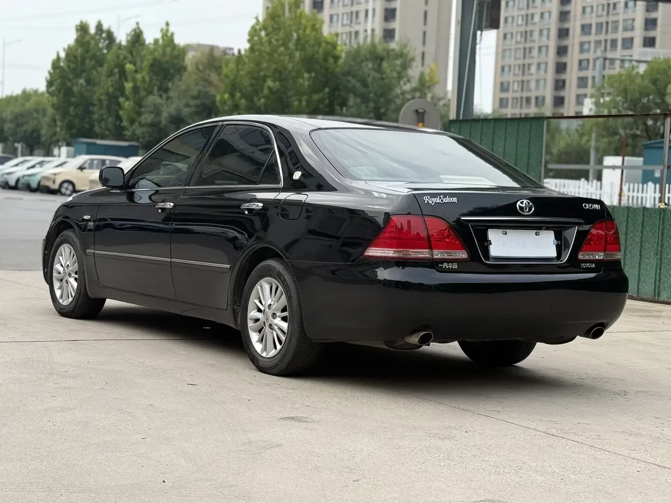 Toyota crown