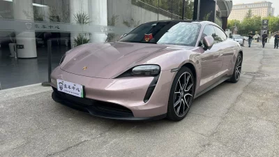 Porsche Taycan