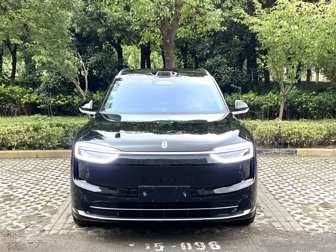 AITO M7
