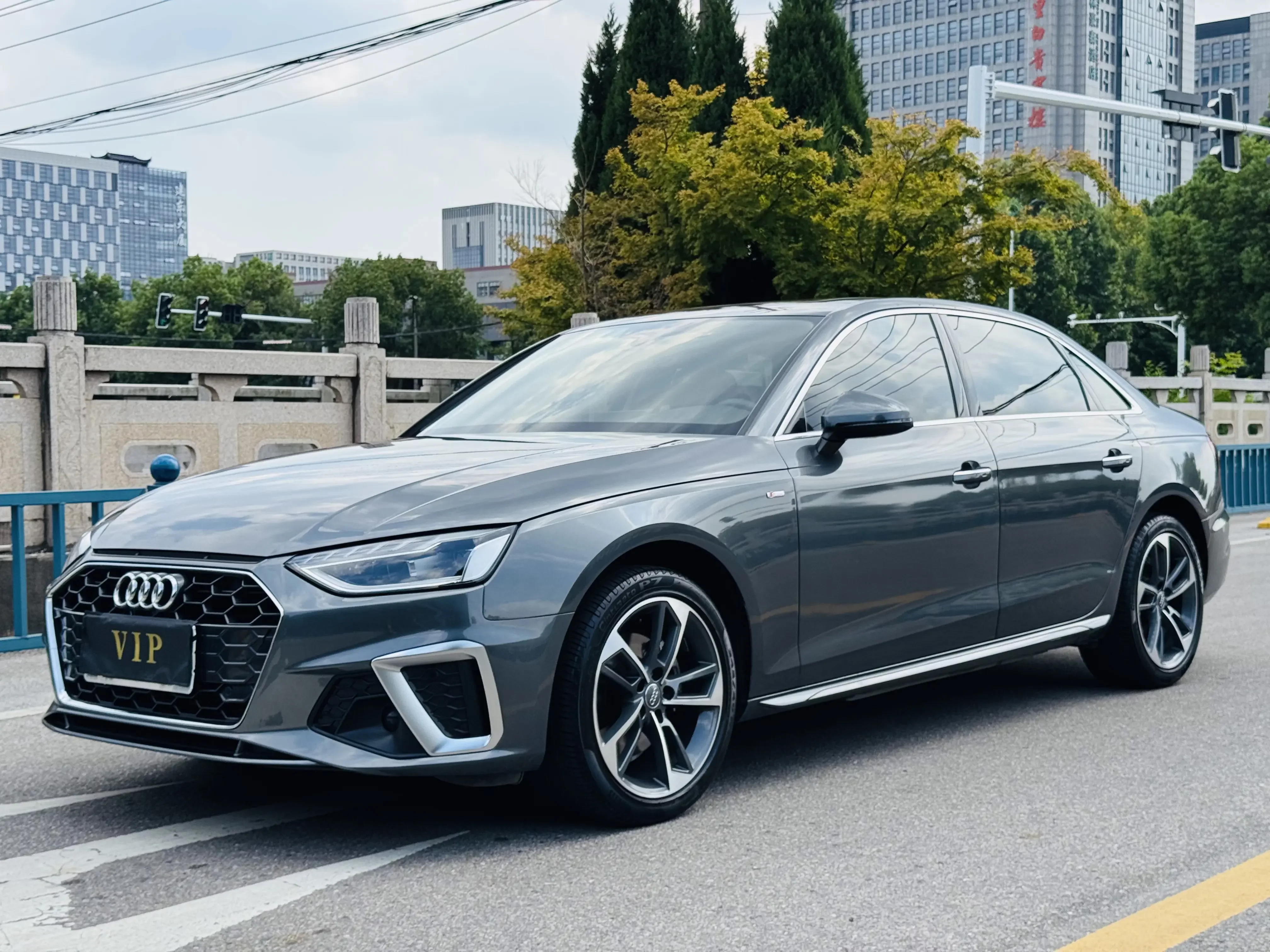 Audi A4L