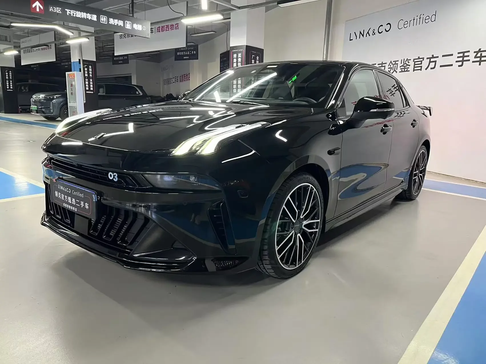 Lynk & Co 03