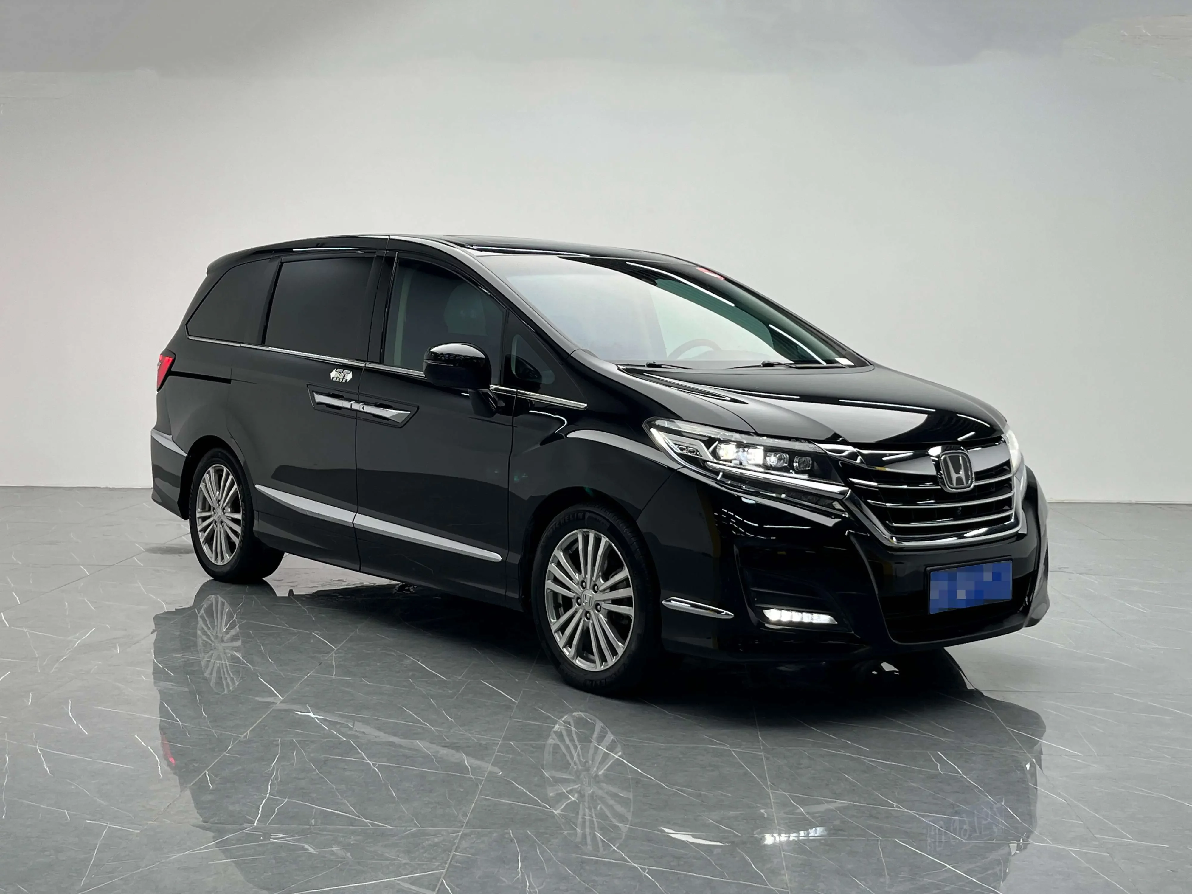Honda Elysion
